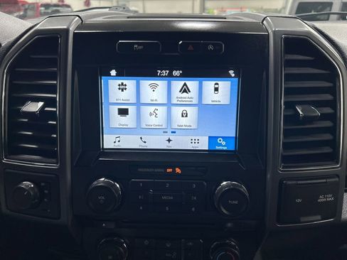 Used 2017 Ford F150 XLT w/ Equipment Group 302A Luxury AWD/4WD image 22