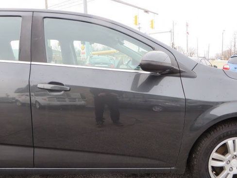 Used 2016 Chevrolet Sonic LT FWD image 22