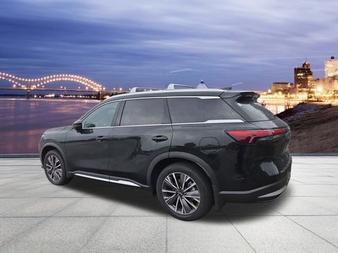 Used 2026 INFINITI QX60 Luxe w/ Family Package FWD image 3