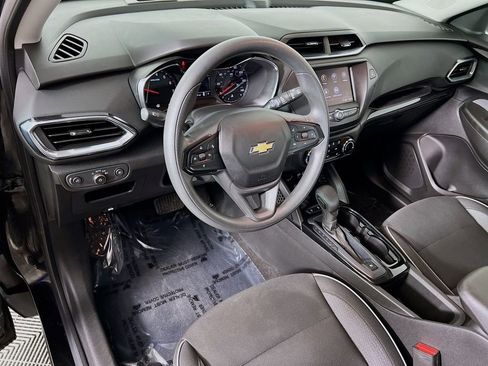 Used 2023 Chevrolet TrailBlazer LT image 9
