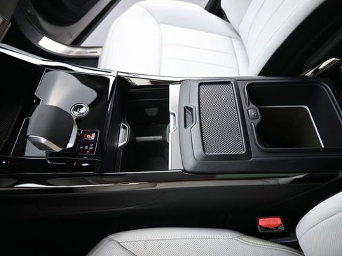 New 2026 Land Rover Range Rover Sport Dynamic SE AWD/4WD image 26