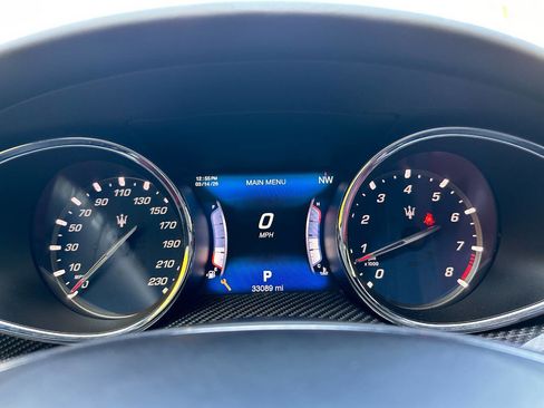 Used 2017 Maserati Quattroporte GTS GranLusso RWD image 17