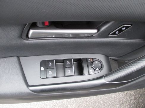 Used 2025 MAZDA CX-50 AWD 2.5 S w/ Preferred Package image 13