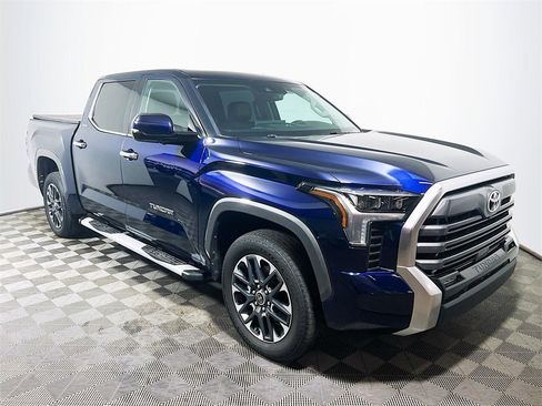 Used 2022 Toyota Tundra Limited image 1