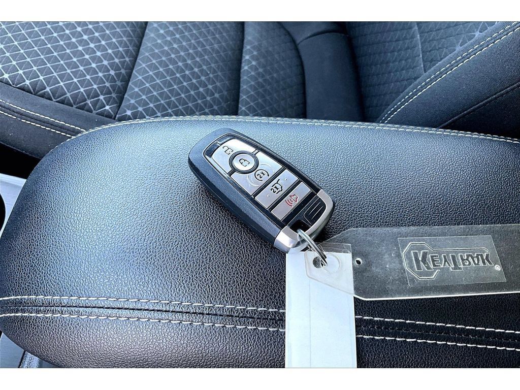 Used 2023 Ford Escape Active AWD/4WD image 49