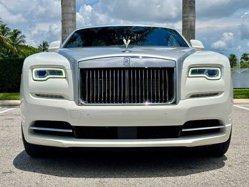 Used 2020 Rolls-Royce Wraith RWD image 3