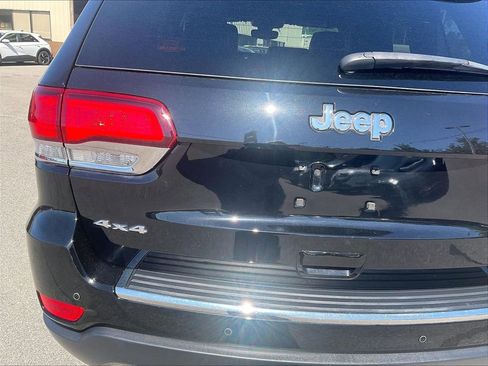 Used 2021 Jeep Grand Cherokee Limited AWD/4WD image 28