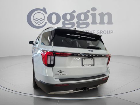New 2026 Ford Explorer Active w/ Active Comfort Package RWD image 3