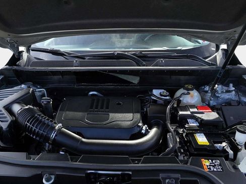 Used 2023 GMC Acadia SLT image 11