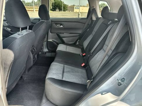 Used 2026 Nissan Rogue SV AWD/4WD image 21