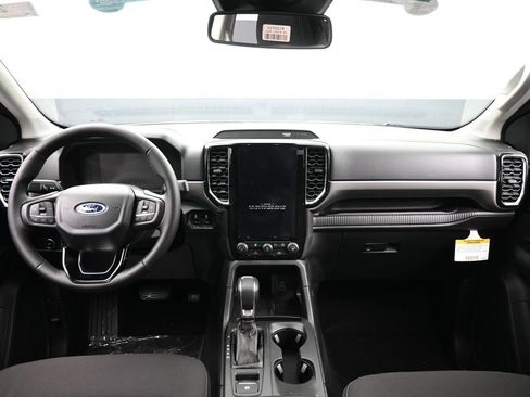 New 2025 Ford Ranger XLT w/ FX4 Off-Road Package image 32