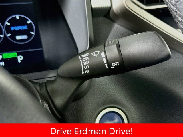 Used 2024 Toyota Tundra Limited w/ Power Package AWD/4WD image 16