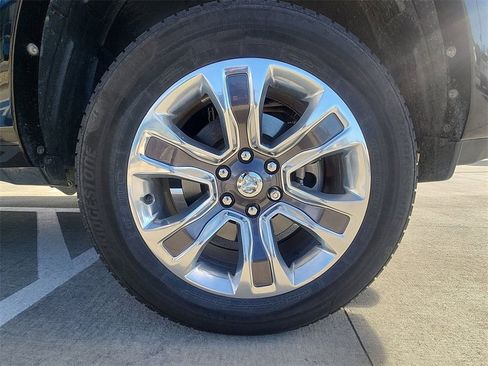 Used 2022 RAM 1500 Limited w/ Body Color Bumper Group image 34