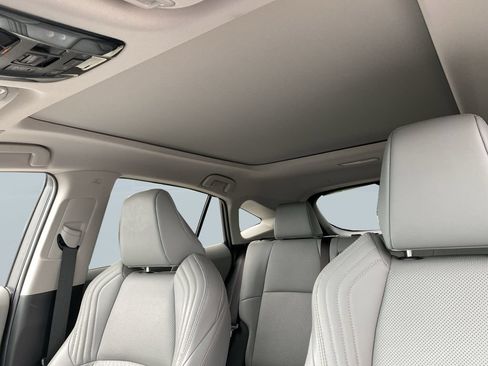 Used 2023 Toyota Venza Limited AWD/4WD image 27