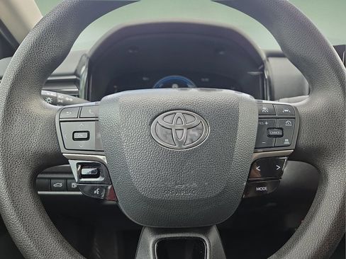 Used 2025 Toyota Camry LE FWD image 24