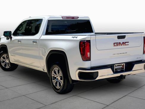 Used 2025 GMC Sierra 1500 SLT AWD/4WD image 11