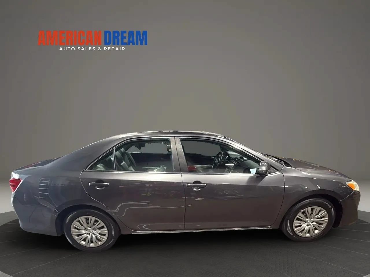 Used 2014 Toyota Camry LE FWD image 5