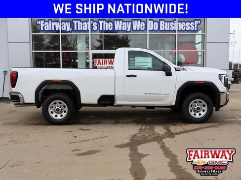 New 2025 GMC Sierra 2500 Pro image 1