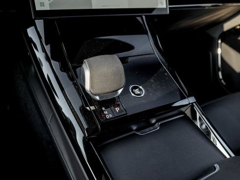 New 2026 Land Rover Range Rover Sport Dynamic SE image 15