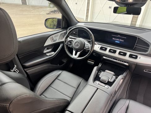 Used 2022 Mercedes-Benz GLS 450 4MATIC w/ AMG Line Exterior image 26