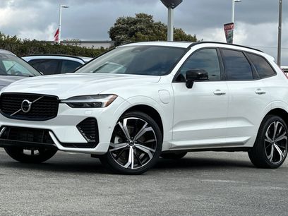 Used 2024 Volvo XC60 T8 Ultimate w/ Protection Package Premier
