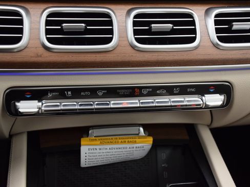 New 2026 Mercedes-Benz GLE 580 4MATIC image 26