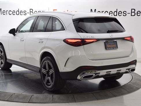 Used 2026 Mercedes-Benz GLC 300 image 4