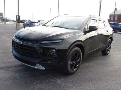 Used 2024 Chevrolet Blazer LT w/ Midnight/Sport Edition image 3