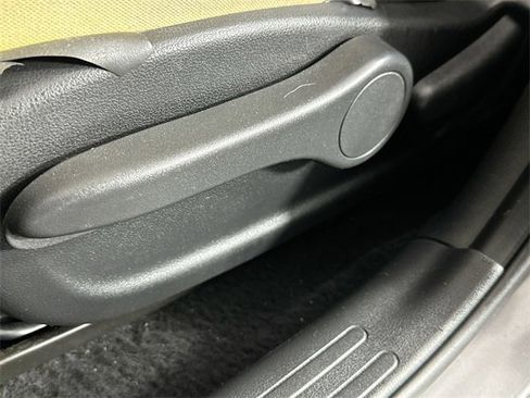 Used 2012 Nissan Juke SL image 19