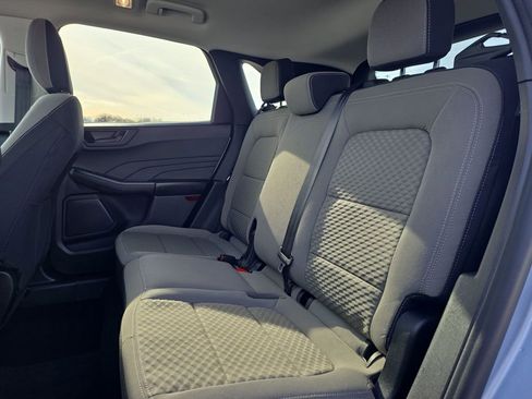 Used 2022 Ford Escape SE w/ Cold Weather Package image 31