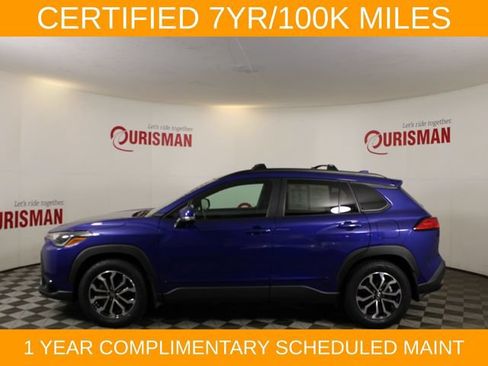 Used 2024 Toyota Corolla Cross AWD Hybrid w/ Moonroof Package image 4