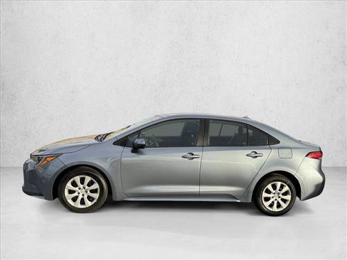 Used 2023 Toyota Corolla LE image 4