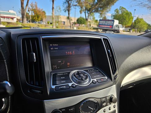 Used 2015 INFINITI Q60 Journey image 24