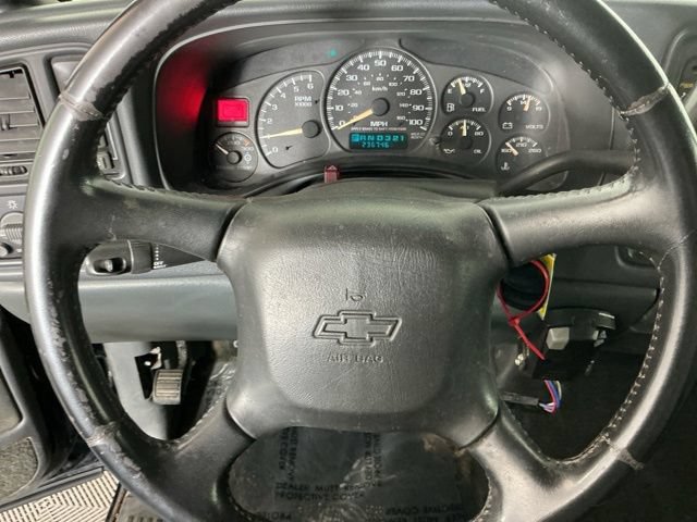 Used 2002 Chevrolet Silverado 2500 LS w/ Off-Road Skid Plate Pkg AWD/4WD image 15