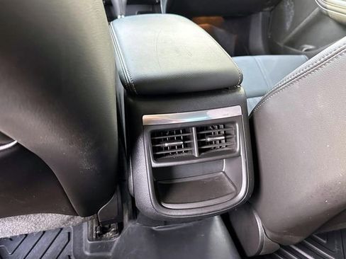 Used 2014 Chevrolet Impala LT w/ Convenience Package image 13