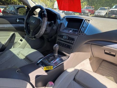 Used 2011 INFINITI G37 x Coupe w/ Premium Pkg image 14