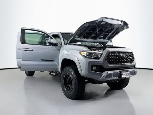 Used 2019 Toyota Tacoma TRD Sport w/ Exterior Package image 20