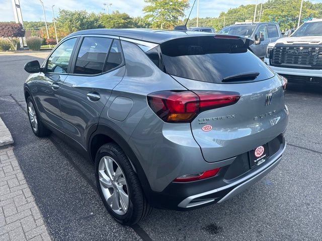 Used 2025 Buick Encore GX Preferred AWD/4WD image 5