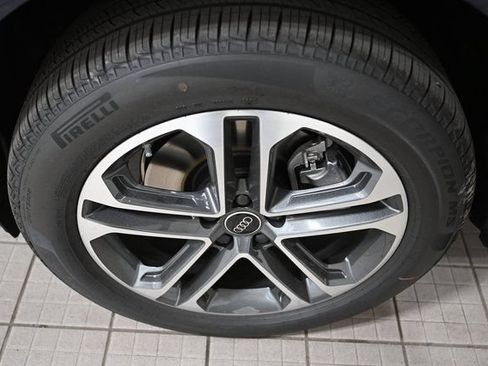Used 2025 Audi Q5 Premium Plus AWD/4WD image 18