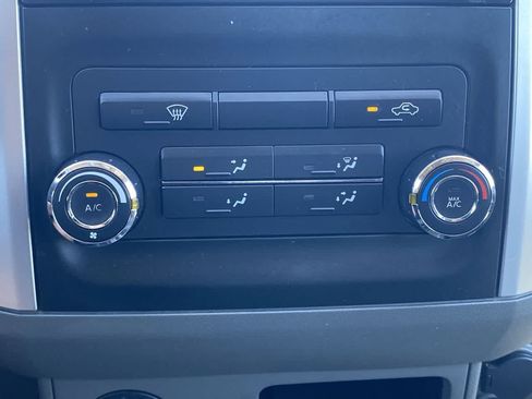 Used 2014 Nissan Frontier SV RWD image 17