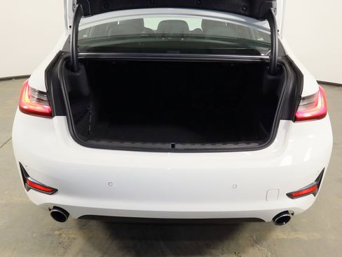 Used 2021 BMW 330i Sedan w/ Convenience Package image 18