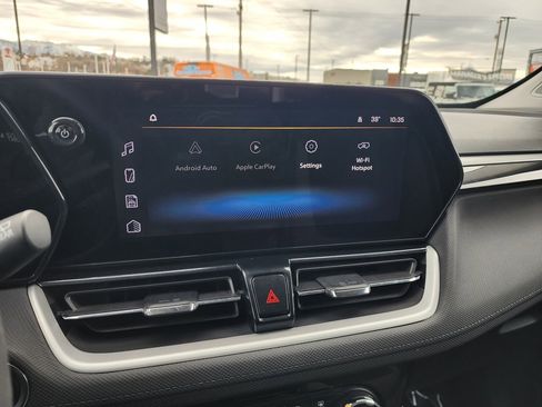 Used 2025 Chevrolet TrailBlazer LT image 19