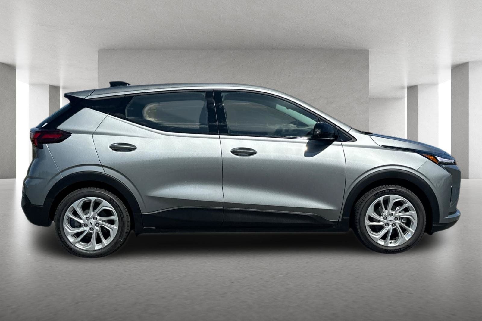 New 2027 Chevrolet Bolt LT w/ Comfort Package FWD image 3
