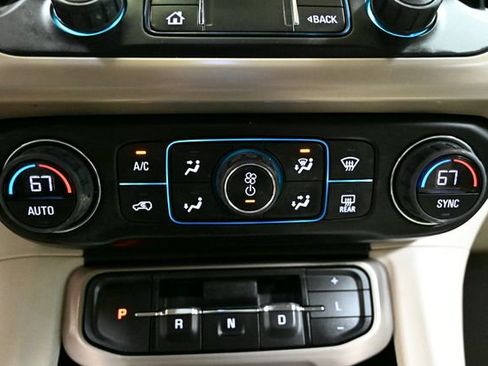 Used 2023 GMC Acadia Denali AWD/4WD image 34