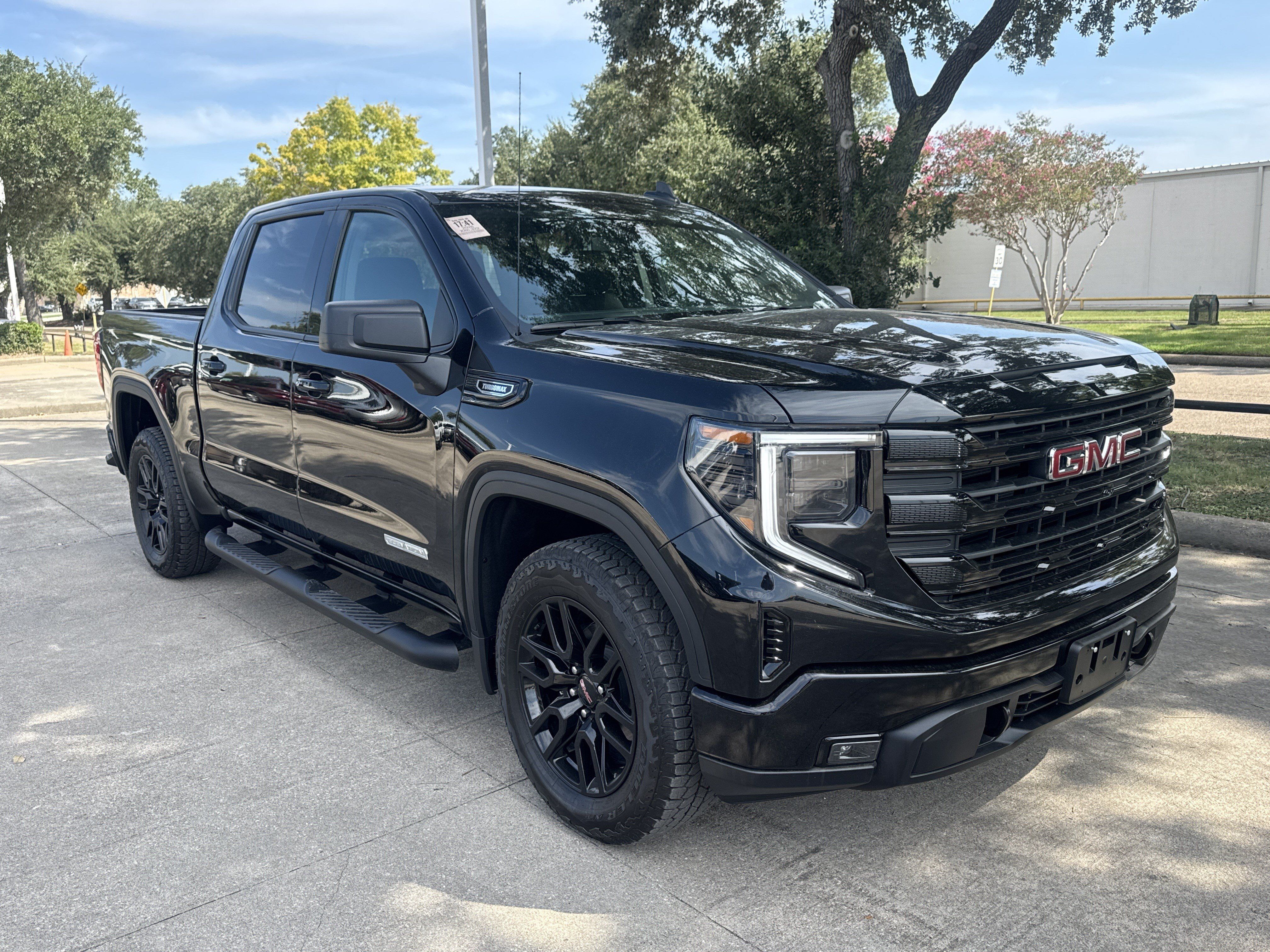 Used 2026 GMC Sierra 1500 Elevation w/ Elevation Select Package RWD image 15