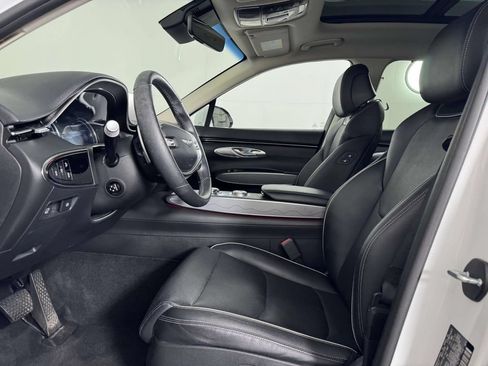 Used 2022 Genesis GV70 2.5T w/ Advanced Package AWD/4WD image 4