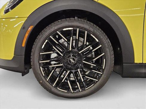 Used 2025 MINI Cooper S image 16