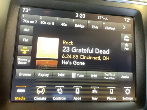 Used 2022 Jeep Cherokee Trailhawk w/ Sun, Sound & Nav Group image 6