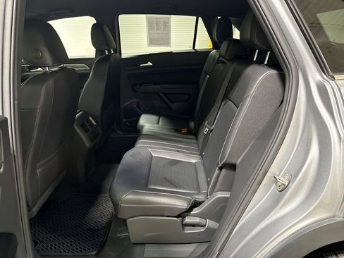 Used 2020 Volkswagen Atlas Cross Sport SE w/ Towing Package AWD/4WD image 22