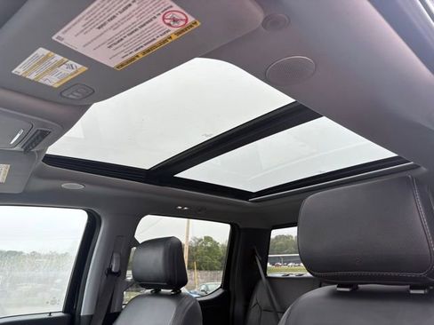 Used 2023 Ford F250 Lariat w/ Lariat Ultimate Package image 33